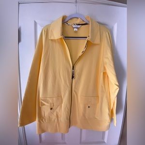 Yellow CJ Banks full zip jacket
New without tags. Size X